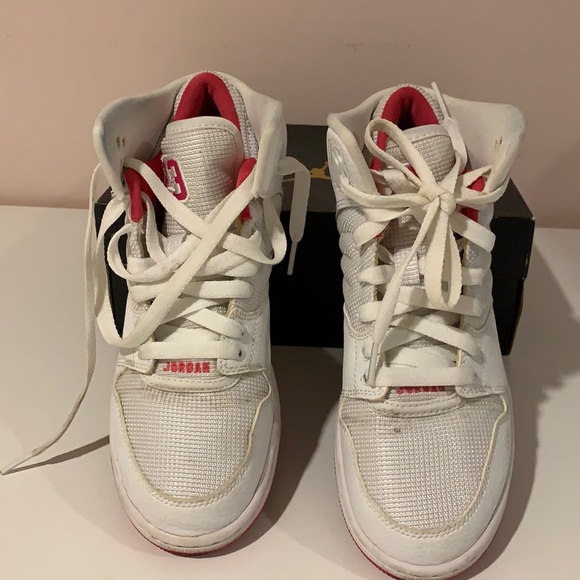 Nike Jordan white and hot pink hi tops - Picture 4 of 7